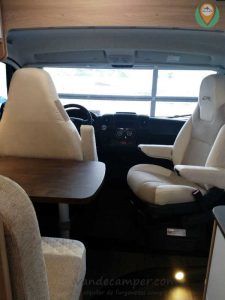 zona comedor autocaravana Laika Kosmo