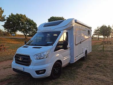 atardecer en autocaravana de alquiler Van de Camper en Tarragona
