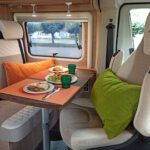 ventana lateral comedor camper de ocasión VandeCamper