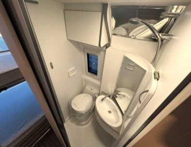baño vario de la camper Clever Vario Kids de alquiler en Van de Camper